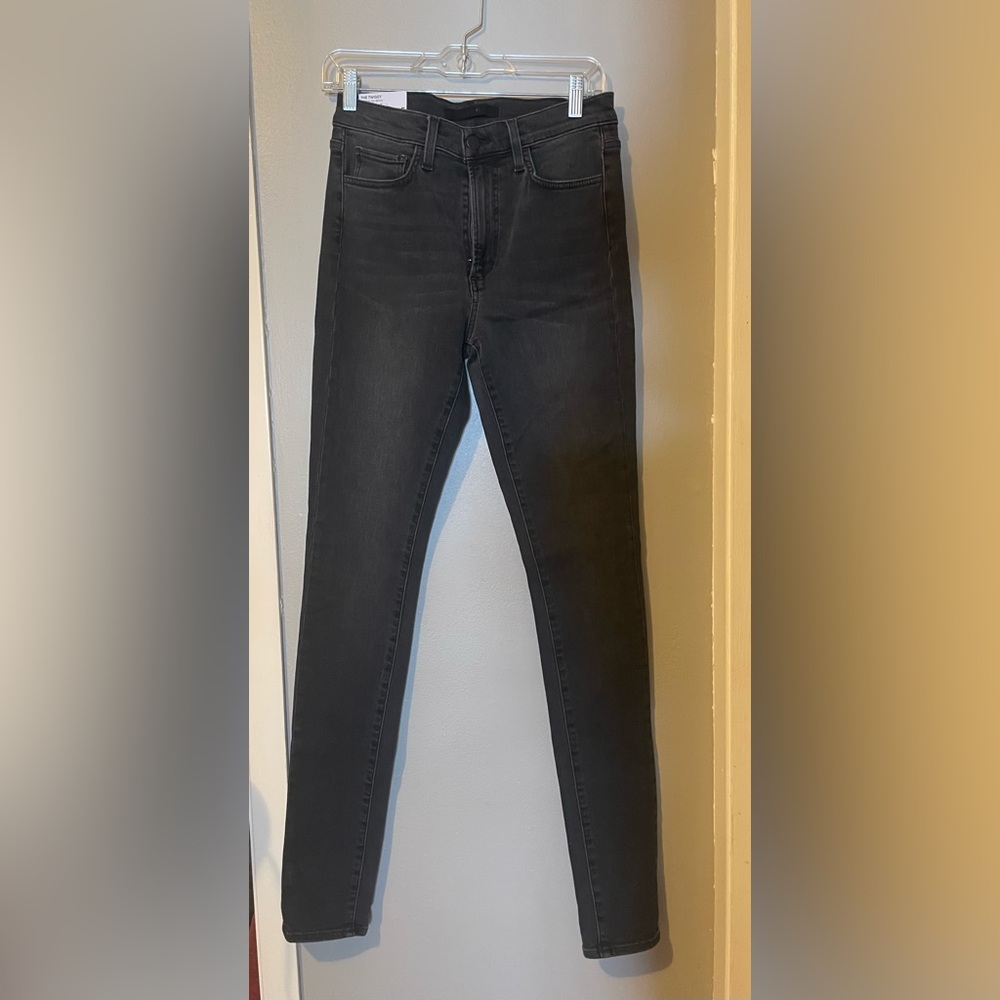 JOE’S Skinny Jeans with Modern Silhouette